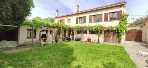 Dpt Gard (30), à vendre ROUSSON ensemble immobilier 270m² habitable environ sur une parcelle de 540m² environ avec jardin
