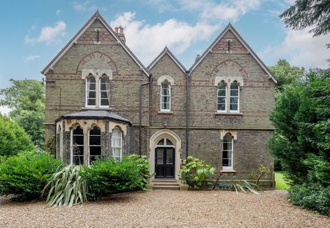 Fine & Country take great pleasure in bringing to the market a rare opportunity to purchase a fine and substantial Victorian former Vicarage. Situated beside Wisbech Park and right next to St. Augustine’s Church, this magnificent property stands in t...