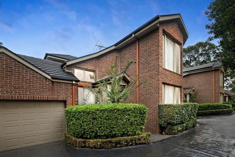 Showcasing light filled contemporary interiors across a generous two storey floorplan, this low maintenance, elegant home is privately set towards the rear of a beautifully maintained secure enclave. Framed by manicured gardens and grand portico entr...