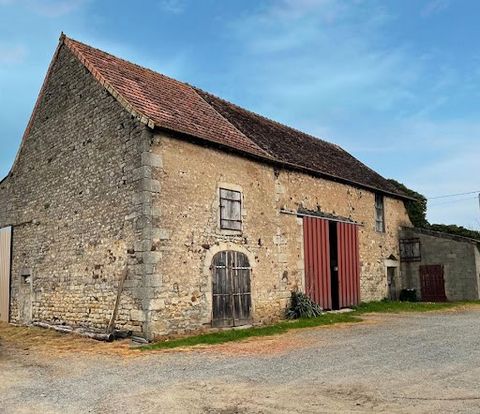 Mooie boerderij, gelegen in Saône-et-Loire, in de buurt van het dorp Marizy, op 25 minuten van het TGV-station Le Creusot, op 25 minuten ten noorden van Cluny en op 1u30 van Lyon. Zeer rustige landelijke omgeving, geen geluidsoverlast of visuele over...