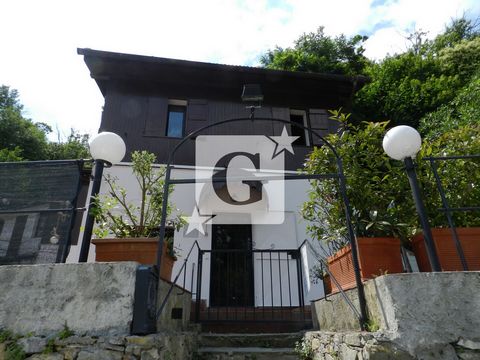 Gefimmo is pleased to offer you this beautiful 4.5 room house in Italy a stone's throw from the Mediterranean Sea. The villa is ideal for acquisition as a second home. in a quiet area just a stone's throw from the centre of Sion, enjoying a breathtak...