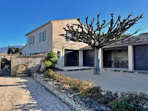 Provence, Vaucluse, the Lord and Sons agency offers for sale this real estate complex overlooking the village, made up of two farmhouses, its garden planted with Mediterranean species, equipped with an automatic watering and drip system. drop, as wel...