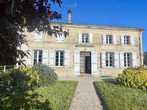 This detached house has lots of original features and has everything you need to make a family home or holiday property. Work is needed to modernise this charming property.. Located in Loire sur Nie, a village in a peaceful location with a shop and o...