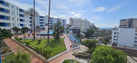 Ongelooflijke kans in Playa del InglÃ©s! Dit appartement te koop biedt u alles wat u nodig heeft om te leven in een toeristisch gebied vol leven. Het maakt deel uit van het complex van Apartamentos Tamaragua en heeft twee gezellige tweepersoonsslaapk...