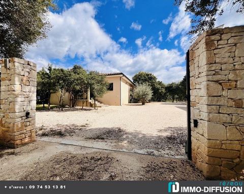 Mandate N°FRP160625 : Villa approximately 149 m2 including 5 room(s) - 3 bed-rooms - Garden : 1180 m2. Built in 2018 - Equipement annex : Garden, Cour *, Terrace, Garage, parking, digicode, double vitrage, piscine, cellier, Fireplace, and Reversible ...
