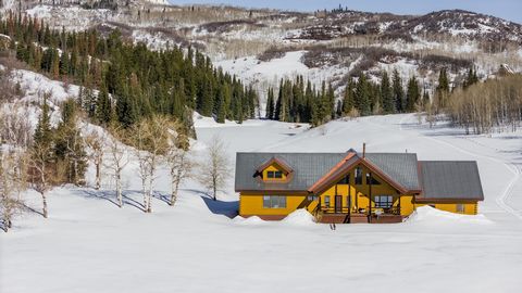 Heritage Mountain Ranch is a truly one of a kind legacy property within 20 minutes of Steamboat Springs and the Yampa Valley Regional Airport. This 635+/- acre paradise is located in the Tow Creek drainage and features a beautiful 2760 Sq. Ft, 3 + be...