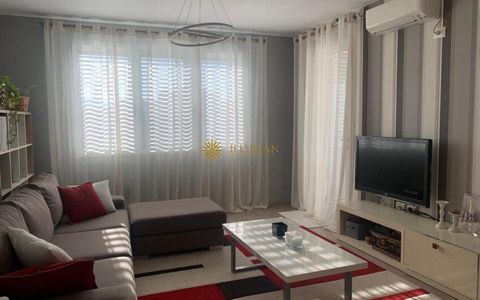 The apartment is located on Hamdi Sina Street Liqeni i Thate. General information Total area 95.42 m2. Living area 85.2 m2. 3rd floor. Organization Living room Kitchen 2 Bedrooms 1 Toilet Balcony. Other information The apartment is part of a building...