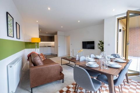 Welcome to Sojo Stay - Mitcham, London! Our modern 2-bedroom apartments are perfect for up to 4 guests, ideal for families, friends, groups, business travelers, and contractors. Key features: ✦ Sleeps up to 4 guests with two double bedrooms. ✦ Fully ...