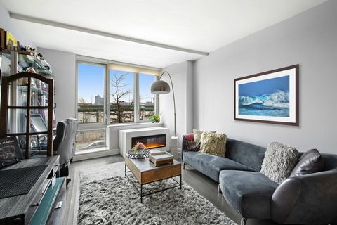 This beautifully spacious one bedroom home is set on a quiet and tranquil street, overlooking Riverside Park and has Hudson River view. The entire apartment has been designed with style and comfort in mind. The recently renovated kitchen is a chefs d...