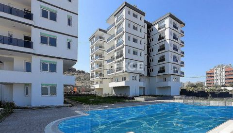 2 Bedroom Furnished Flat in a Complex with Pool in Antalya The flat for sale is situated in Yasemin Park Residences in Fevzi Çakmak neighborhood of Kepez, the region that is rapidly developing in Antalya. The flat is located within walking distance o...