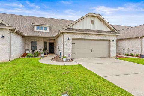 This beautiful 2021 home stands out with an open floor plan, spacious kitchen featuring a large island and pantry, TWO car garage, and a covered back porch and a wooden privacy fence. Inside, enjoy 9' ceilings with tray accents and crown molding, alo...