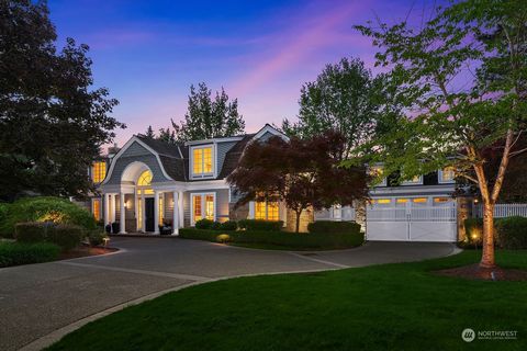 Immerse yourself in the ultimate in Hamptons-style living in this stunning Clyde Hill home boasting chic, timeless design. A circular drive welcomes you to a world of casual elegance. Enjoy spacious living areas perfect for entertaining & relaxing; f...