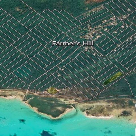 Discover the perfect opportunity to build your dream home in the tranquil Bahama Sound settlement, nestled on the stunning island of Exuma. This single-family lot, spanning approximately 10,000 square feet, offers a spacious canvas to create your ide...