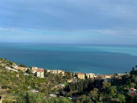 Are you looking for a plot of land with SEA VIEW in a quiet area and close to the city center? This is the opportunity you've been looking for! Located just a 10-minute drive from the center of Bordighera, this plot of land for sale comes with a buil...