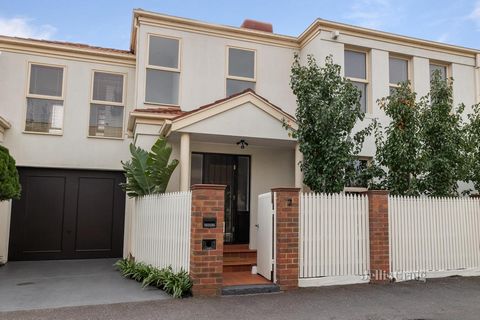 Expressions of Interest closing Tuesday 18th June at 3pm This beautiful three bedroom plus home office two bathroom town residence is a burst of warmth and flexibility. On its own title, this stylish surprise features a tiled entry foyer opening into...