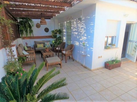 Available from July LONG TERM ONLY Top quality modern townhouse available for long term rental located in the small town of La Font den Carros It consists of 220m2 divided into two floors patio terrace and private garage It has 4 bedrooms 2 full bath...