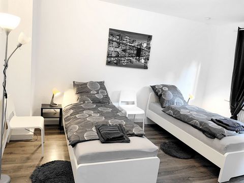 Welcome to VAZ by KeyFaktor and this modernly equipped apartment that offers you everything you need for a great short or long-term stay in Schwelm: → 6 comfortable single beds → Fully equipped kitchen → Free Wi-Fi → Washing machine and drying room →...