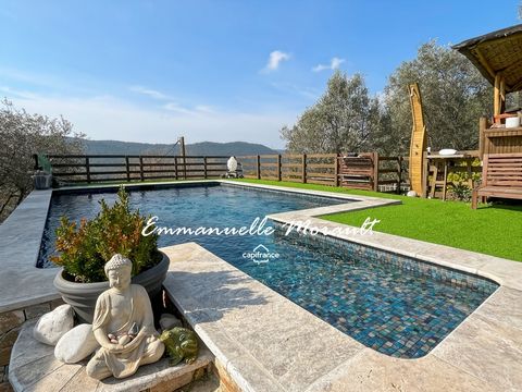 Propriété à vendre avec 2 villas 10 pièces avec piscine BAGNOLS EN FORET (83)