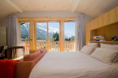 The Chalet Sixtine is located in Les Tines area in Chamonix resort, in Haute-Savoie. It is located 2200 m from the ski slopes and ski lifts. The village center is 4300 m from the accommodation. You'll access to shops 2000 m from the chalet. Surface a...