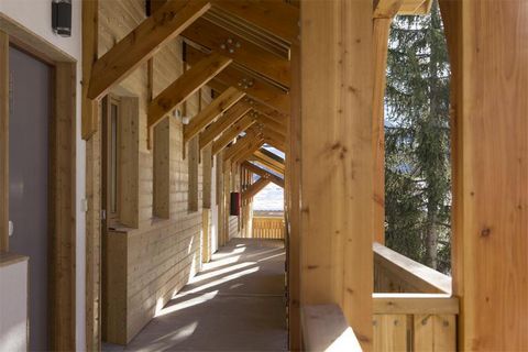 The residence Les Bergers resort Pra-Loup 1600, is recent and situated face to the hotel Les Berges***, 250 m from the center, 300 m from the ski slopes. The residence is composed of 54 apartements, entirely in wood and without carpets! Give yourself...