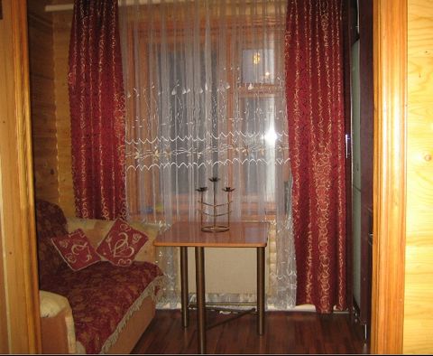 Offer №21681 offer to rent a 2-storey house of 96 m (timber) on a 6 hectare site, located near the town of Istra! On the ground floor is a kitchen combined with living room with all the necessary appliances, satellite TV, DVD and home theater, bedroo...