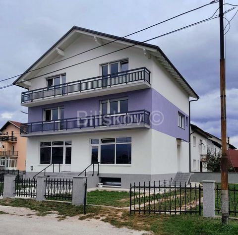 Bosnia and Herzegovina, Bugojno, detached house of 550m2 on a plot of 473m2. The house consists of a basement with a garage and a storage room, a ground floor where there are two business spaces of 125m2 and on the first and second floor of the house...