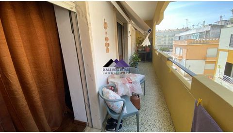 Fantastic 4-bedroom apartment located on the second and last floor of a building without an elevator and with only three units. Located in a quiet area of Vila Real de Santo António, this apartment consists of an entrance hall with two storage closet...