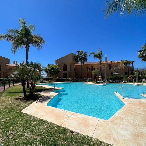 Located in Benahavís. Experience luxury living in this stylish 2 bed, 2 bath apartment nestled in the heart of Hacienda Cifuentes. It's the perfect place to call home, boasting modern amenities, captivating views, and a welcoming community vibe. Rent...