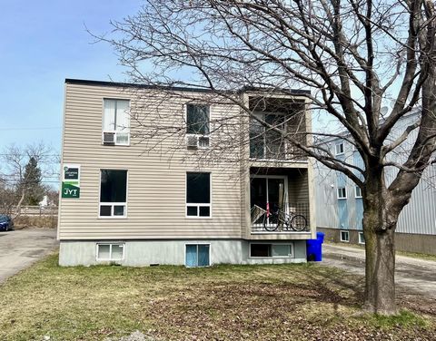 Nice 6 profitable 6 plex of 6 x 1 bedroom, great potential for optimization. Well maintained building, recent roof and windows. All rented unheated and unlit with annual leases. Current income of $56,976 per year plus laundry income. Located close to...