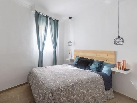 Our holiday apartment Holidays2Malaga Carril 5, is located very close to the historic center of Malaga, where the most emblematic museums of the city are located, such as the Thyssen museum, Picasso, Pompidou etc ... Located in a quiet area, surround...