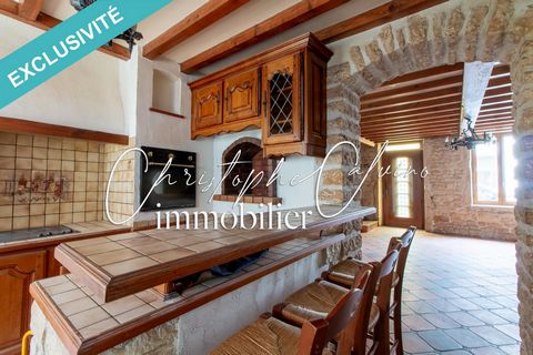 **For Sale: Townhouse in Bourgoin-Jallieu - Rustic Charm with Quality Materials** Discover this beautiful townhouse in Bourgoin-Jallieu, showcasing authentic rustic style with quality materials. Ideally located, this property will captivate you with ...