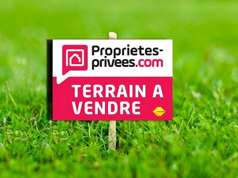 Nouvelle opportunité à saisir ! Terrain à bâtir, hors lotissement, libre de constructeur, viabilisation à prévoir. Vous souhaitez construire, au calme, alors ce terrain est pour vous. A 15 km de Saint-Brieuc, 2 km de quintin Situé au calme, hors loti...