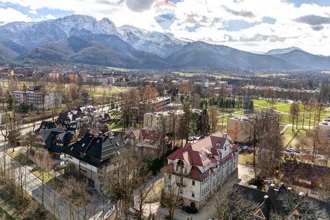 Are you looking for an apartment in the very center of Zakopane, where you have a few steps on foot everywhere? In addition, in a prestigious building, with the possibility of having an assigned parking space, in a facility where there is a sauna, sw...