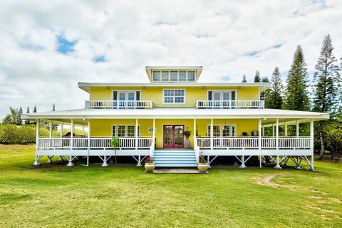 FURNITURE IS INCLUDED IN THE SALE :) Country living at its best, away from the hustle and bustle. This turnkey, 3 story grand residence, single family built in 2005 boasts 5 bedrooms and 5.5 bathrooms with 5 lanais. It also features a newly renovated...