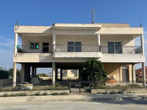 Located in Larnaca. Detached, 4-bedroom house within a large plot for sale in Dromolaxia, Larnaca. Convenient and easy access to all amen¬ities, to the highway of Nicosia - Larnaca and to the airport of Larnaca. House for sale in Dromolaxia area, Lar...