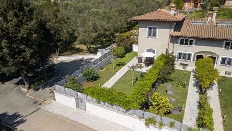 Two-room villa with garden At Aurelia km 21, Leprignana, Via del Fontanile di Mezzaluna, we have just put up for sale a two-room villa with garden and accessories immersed in greenery. The villa, situated in a context of recently built villas, is loc...