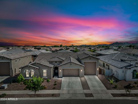 This highly UPGRADED 4-bedroom+den+flex space, 3-bathroom gem is nestled in the gated Vaquero community, offering security and exclusivity! The spacious open-concept living area is perfect for entertaining, CUSTOM built in cabinetry in the living and...