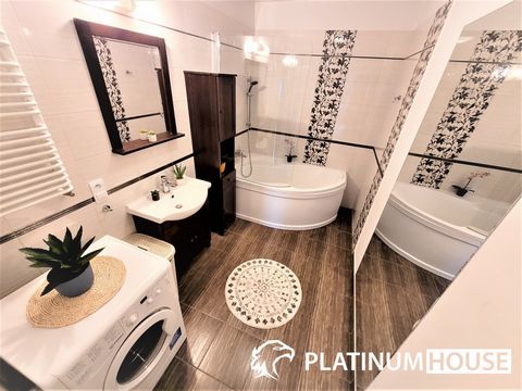 Total area of the house: about 260 m2 Living area: approx. 140 m2 Land area: 700 m2 Such an offer only at Platinum House! Detached house 19 km from Zielona Góra - Nietków Platinum House Real Estate Office offers for sale a detached house located in N...