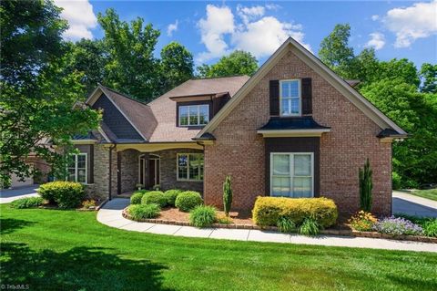 Welcome to your new home in the coveted Henson Forest community! This custom built home is perfectly nestled in a cul-de-sac with gorgeous views of a private wooded backyard. Step inside to discover a thoughtfully designed layout with three bedrooms ...