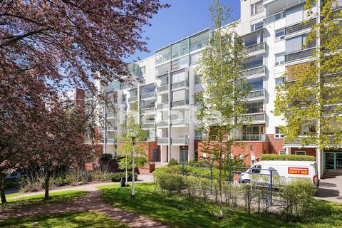 Now for sale in Näkinpuisto, a 6th-floor semi-detached home. A good floor plan with good-sized rooms, a large glazed balcony overlooking the company's courtyard and its own sauna. A central location with good services, transport connections and outdo...
