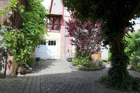 Enjoy the comfort and tranquillity in this cottage in Steinthaleben which has 3 bedrooms and ideal for a large family. It can accommodate 6 people and features a private terrace and private garden, where you can unwind and enjoy a meal. While staying...