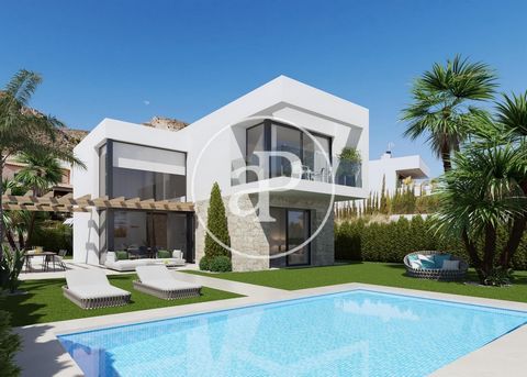 new building (work) with Terrace and views in Finestrat., swimming pool and garden. Ref. ONV2209002-6 Features: - SwimmingPool - Garden - Terrace