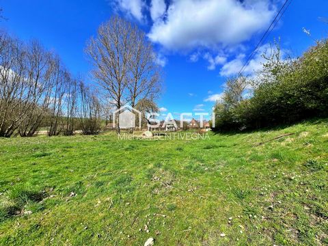 Terrain constructible sur secteur recherché.