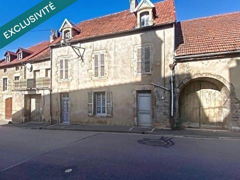 Maison à rénover Vitteaux de 160 m² avec jardin