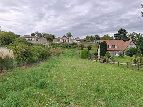 Terrain constructible 1300 m²