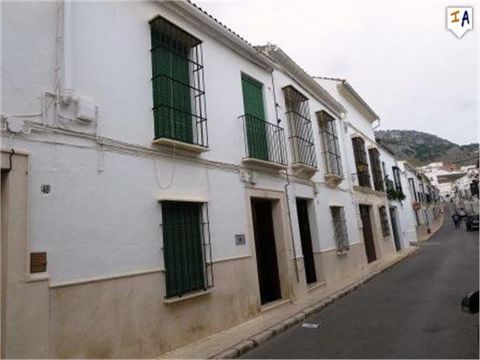 This townhouse is located in the heart of Estepa, in the province of Sevilla, Andalucia, Spain, within walking distance of all the local amenities shops, bars and restaurants and with good access to the motorway which connects to Malaga and Seville. ...