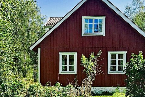 Welcome to this charming two-storey cottage, situated on a forest plot in between Osby and Vittsjö, in beautiful Skåne. The holiday home has a kitchen with a functioning wood stove as well as an electric stove/oven. The kitchen has the basic amenitie...