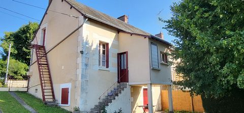 At the gates of Touraine in Luçay-le-mâle, small town of 1400 inhabitants with all amenities, this house of 59m2 on the ground floor comprising on the ground floor: a living room, a kitchen / dining room, 2 bedrooms, a bathroom and toilet. The attic ...