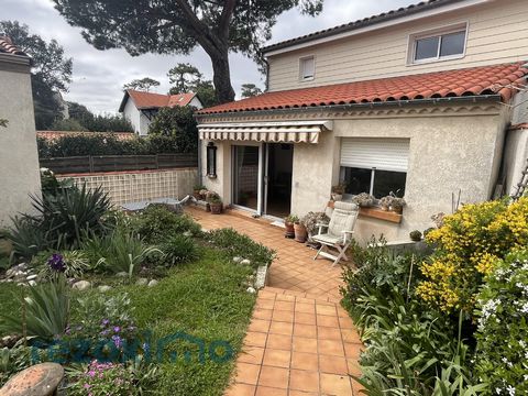REZOXIMO offers you in Saint Georges de Didonne (17110) this T3 type house in the Valieres district, approximately 400m from the Grande Conche beach. This 3-room house of approximately 60 m2 consists of an entrance to the living room/living room with...