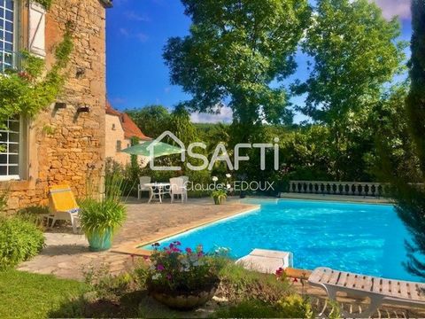 Just 10 minutes from Figeac, discover a unique property that reflects the atmosphere of the South West of France. This charming home offers an alluring blend of rustic style, country tranquility and commanding views. Main Features : Terrace View: Enj...